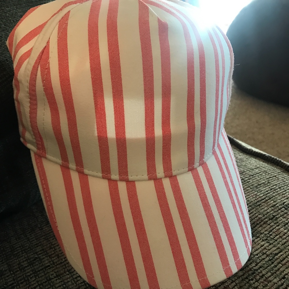 Lululemon baseball hat